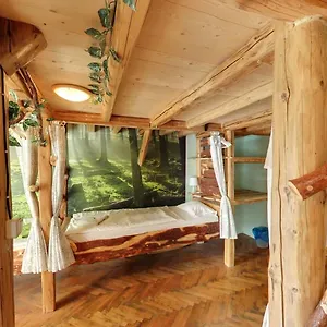  Hostel Artharmony &