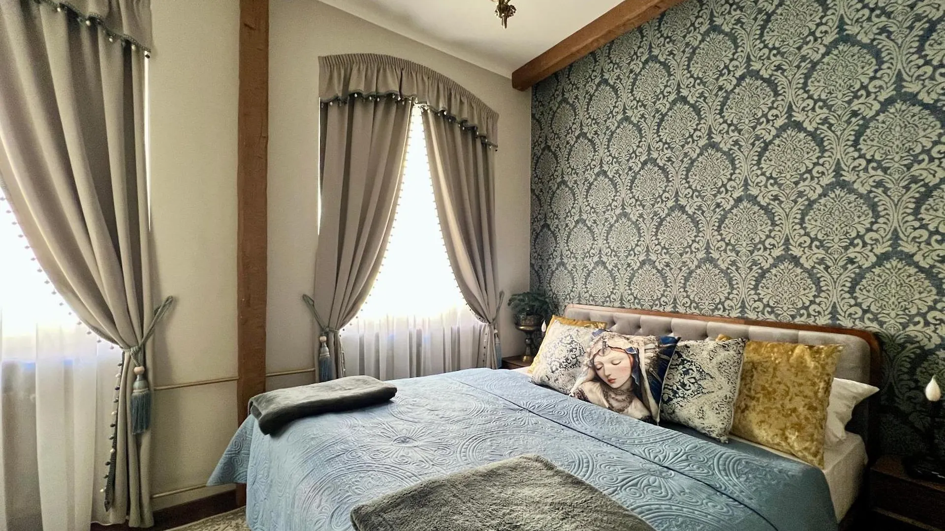 Prague Golden Age Hotell